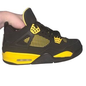 THUNDER 4